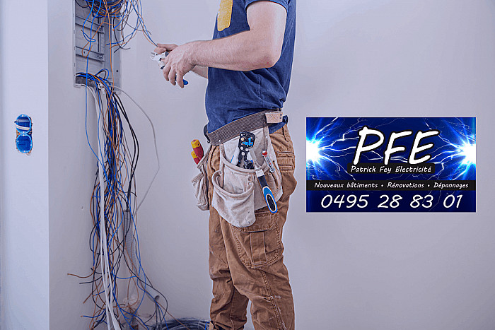 installer parlophone, accès maison, électricité générale, installation électrique, électricien, mise en conformité électrique, éclairage intérieur, éclairage extérieur, domotique, système contrôle accès, contrôle d'accès, parlophonie, vidéophonie, système de motorisation, motorisation de portail