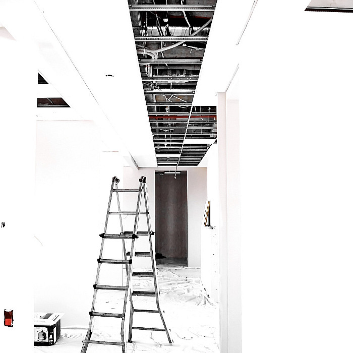 Parachèvement, rénovation intérieure, plafonnage, plafonds