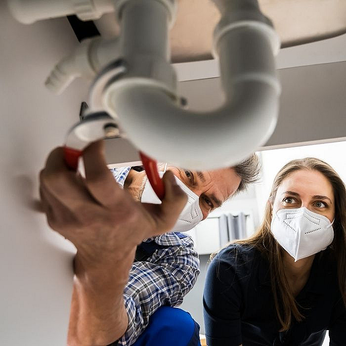 Dépannage plomberie, plombier, urgence dépannage, tuyaux