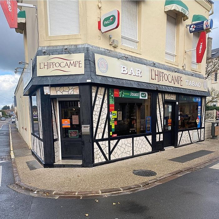 Portes d'entrée, portes en bois, portes métalliques, commerce, rénovation