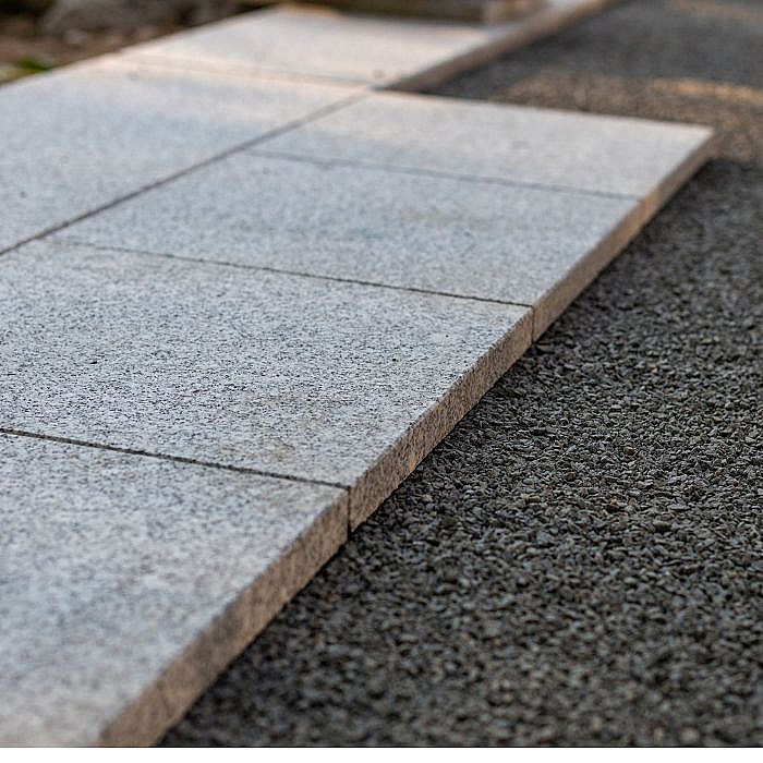 Pose de pavage, création d'allée de jardin, klinkers, pierre