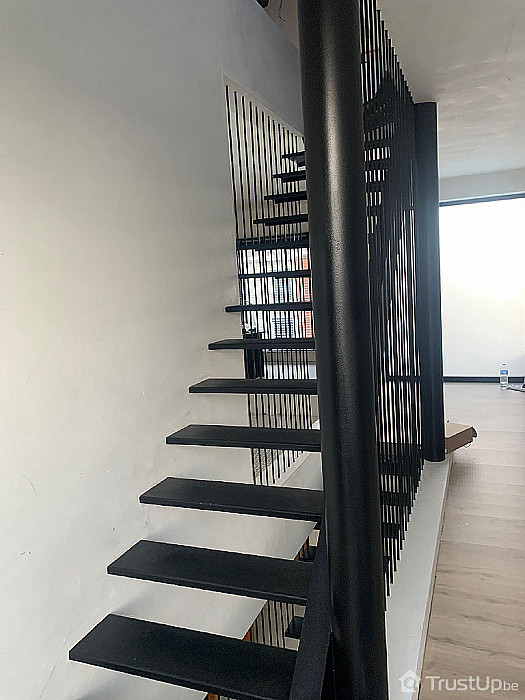 Carport métalliques, Ferronnerie d’art, Gardes corps métalliques, Ossature métallique, Passerelles et rampes, Escaliers métalliques, Portail, Ferronnier, Garde-corps, Escalier extérieur, Ferronneries