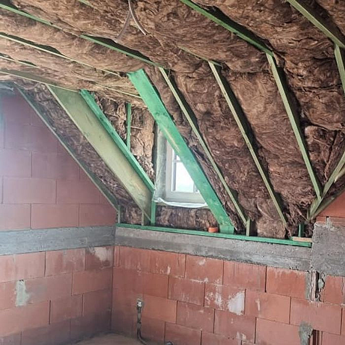 Pose d'isolation intérieure, isolation naturelle, écologie