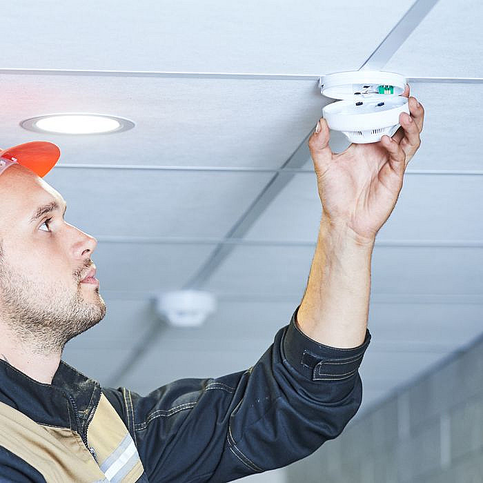 Installateur détecteur incendie, alarme incendie