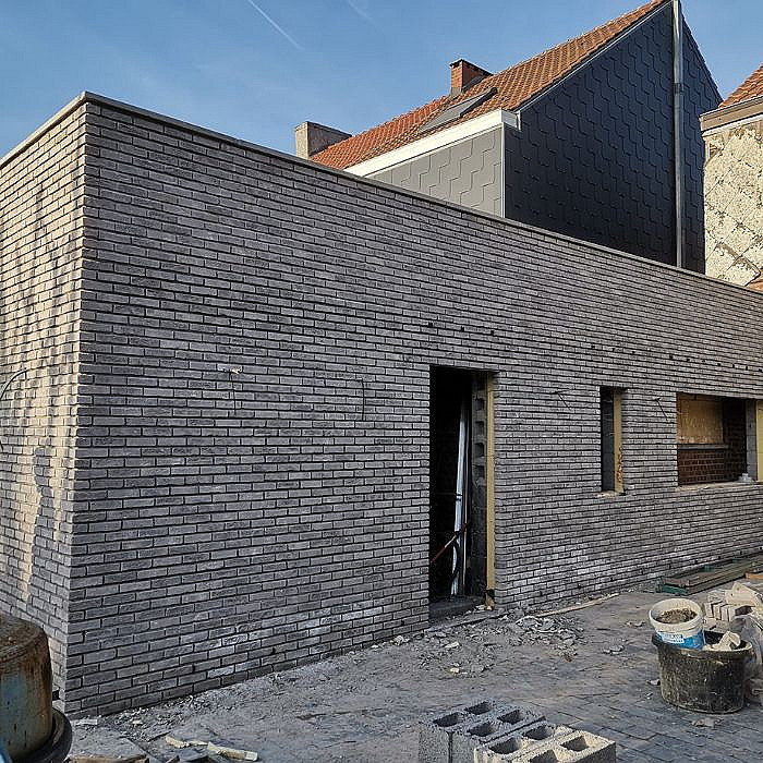 Construciton annexe, extension maison, brique, façade, isolation