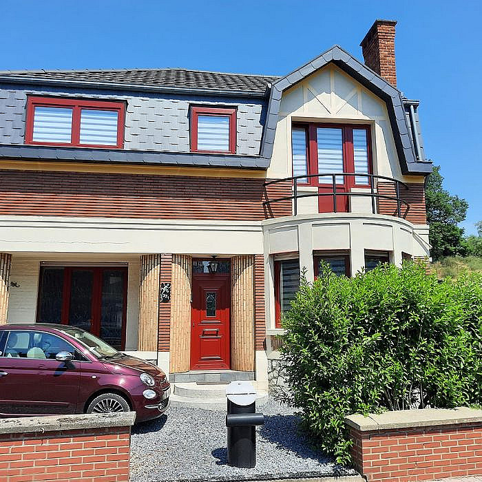 Rénovaiton extérieure, nouvelle peinture, restauration des peintures, trvaaux de rénovation