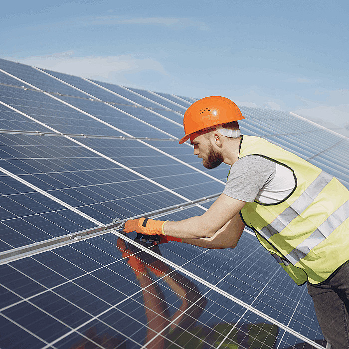 panneaux solaires, installation complète, maintenance complète, toiture plate, toiture inclinée