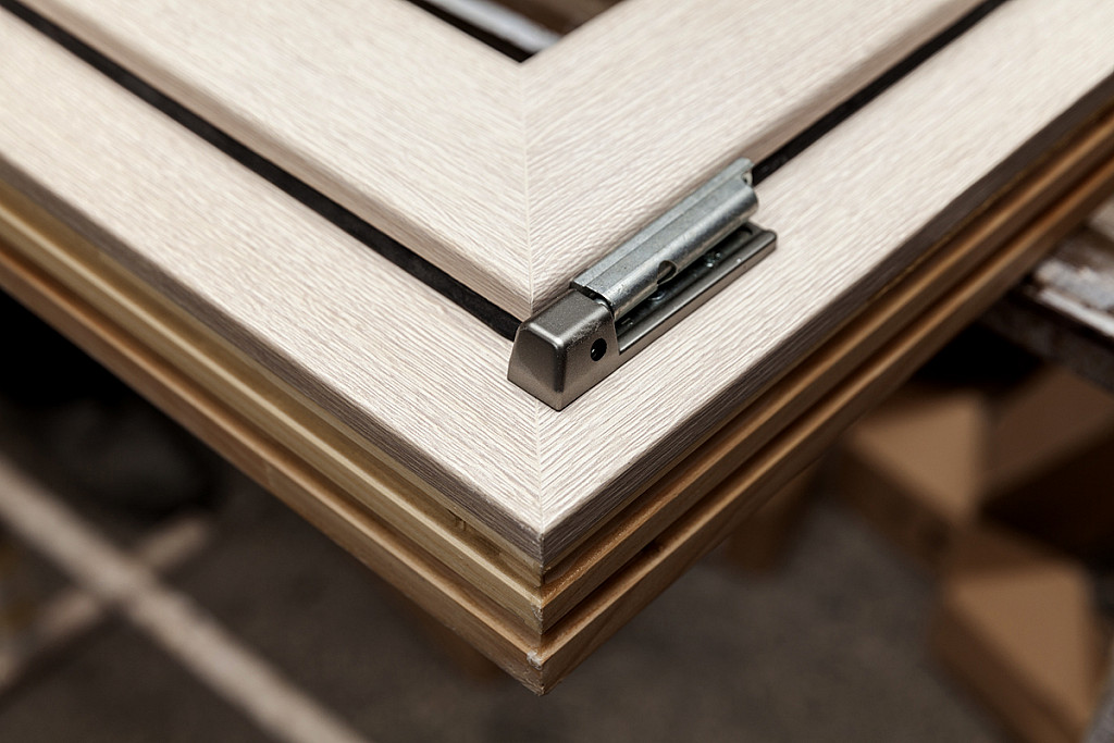 menuiserie, menuisier, châssis, pose de châssis, fenêtre