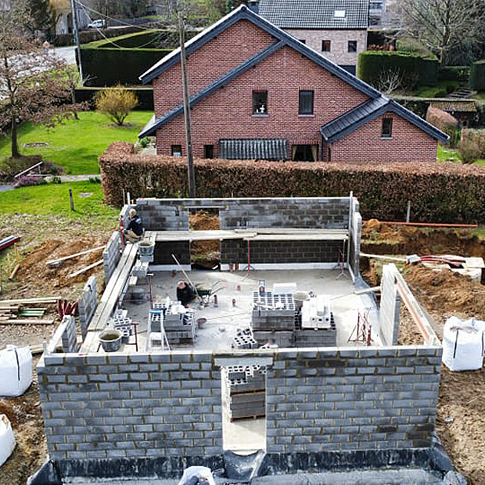 Construction en blocs, blocs de construction, fondations maison