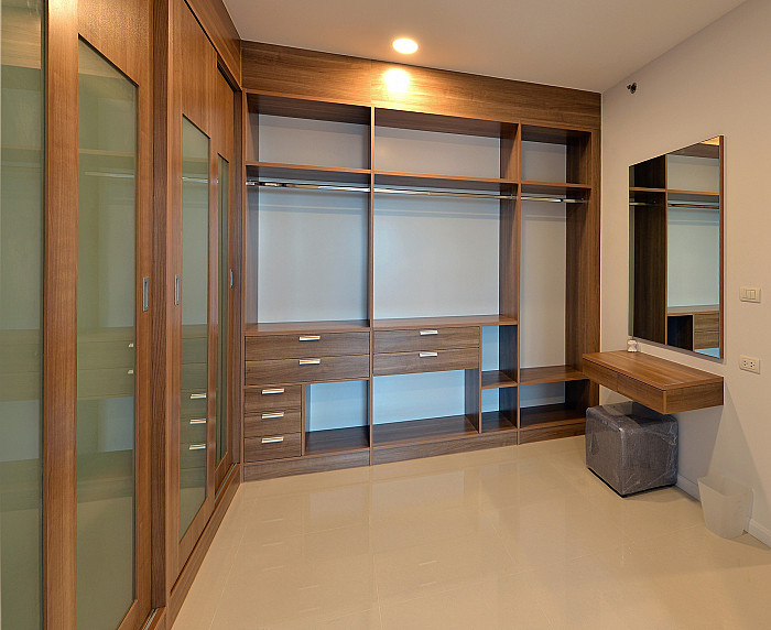 Meuble de salle de bain, meuble de cuisine, ébéniste