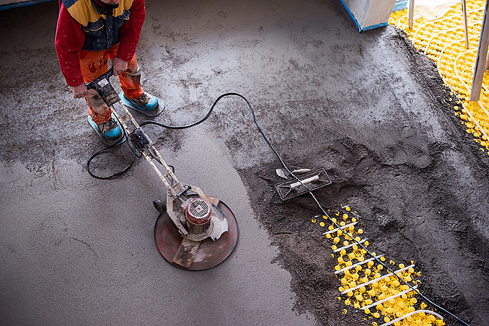 grondwerken, algemene elektriciteitswerken, kleine loodgietersklusssen, leidingen, asfalt, bestrating, bestrating en boordstenen, beton, loodgieter