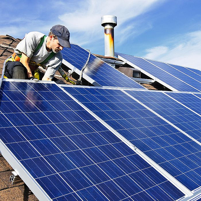 chaudière à condensation, dépannage et entretien de chauffage, pompe à chaleur, ramonage de cheminée, ventilation, éclairage, domotique, électricité, chauffagiste, électricien, chauffage, panneaux photovoltaïques, salle de bain