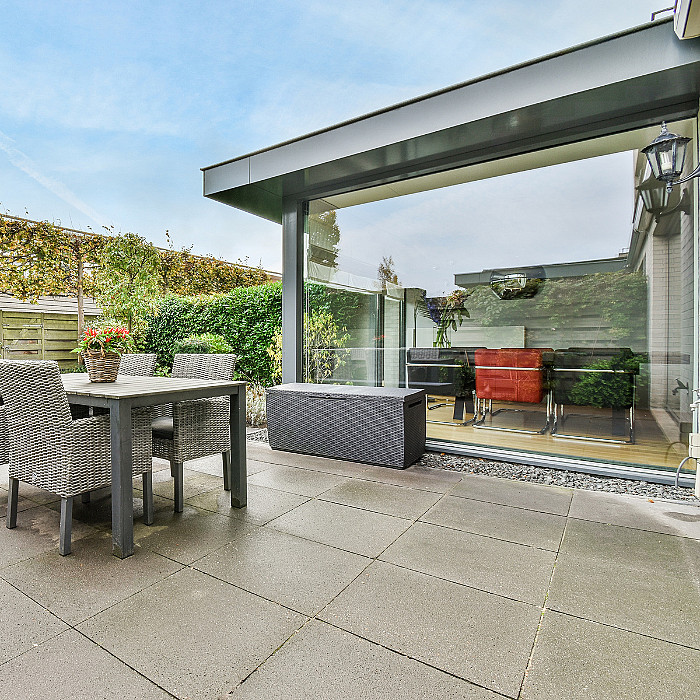 Construction de terrasse, jardin, véranda, transformation extérieure