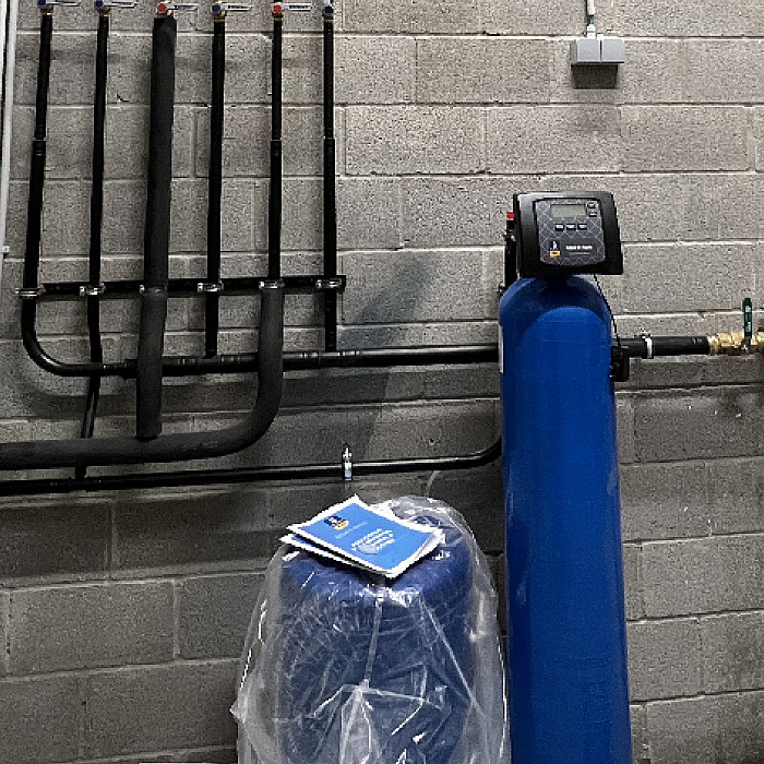 Plombier, canlaisations, filtre à eau,traitements des eaux 