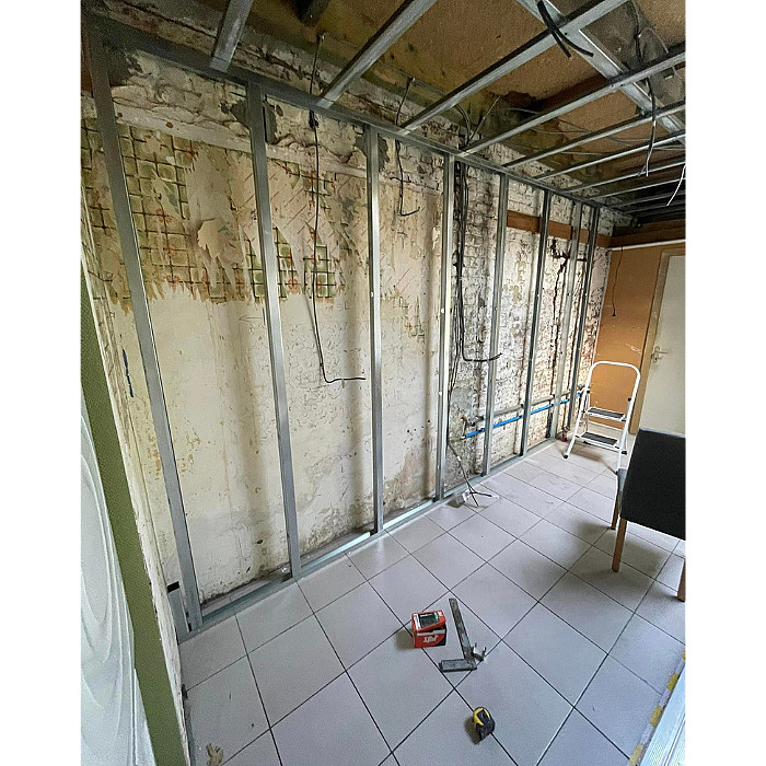 Plafonneur, isolation, traavux de parachèvement, murs, sols, plafonds, faux-plafonds