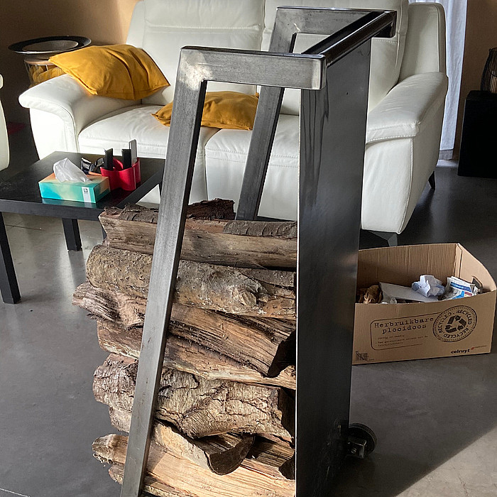 mobilier en métal, industriel, meuble métalliques, créateur de meuble, création, bois, métal