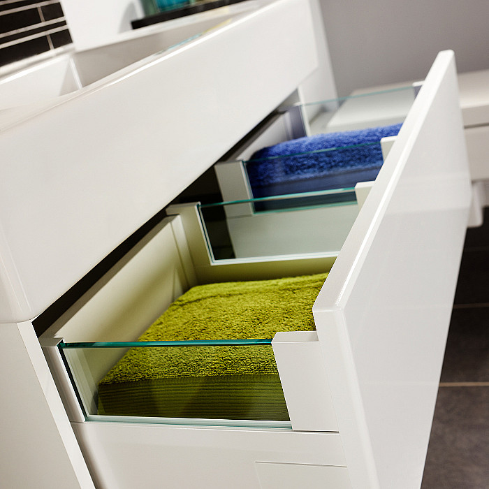 nouvelle salle de bain, rénovation de salle de bain, menuiserie, éclairage