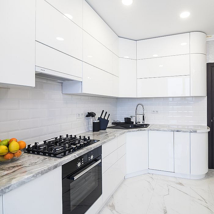 Meubles de cuisine, nouvelle cuisine, plan de travail cuisine, rénovation cuisine, aménagement intérieur, transformation, rénovation générale