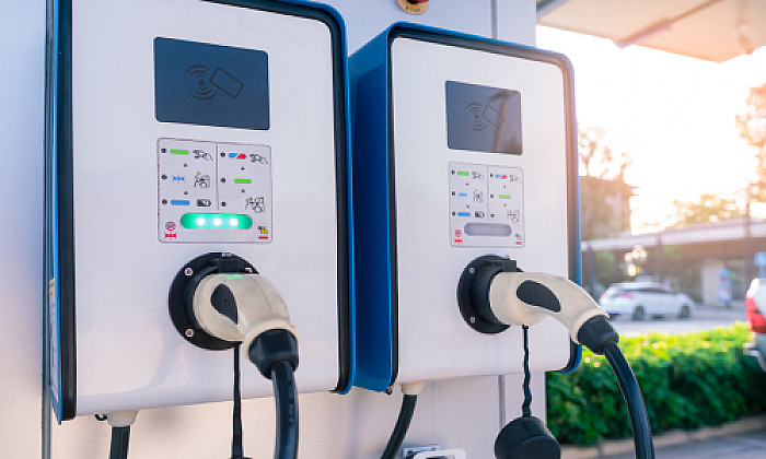 laadpaal, laadpalen voor elektrische voertuigen, installatie van laadpalen, algemene elektriciteit, elektricien