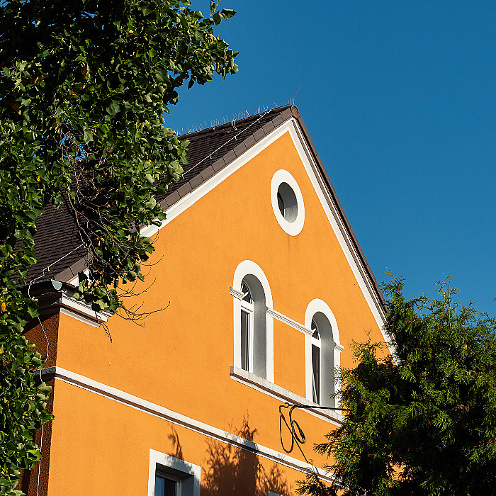 pleisterwerk, gevelpleisterwerk, buitenrenovatie, gevelbekleding, buitengevel, pleisterwerk korrel, isolatie pleisterwerk, verfijnde afwerking, kies uw kleur, buitenmuren, huis, gevelwerker, gevelreiniging, gevel renovatie, gevel herstel, gevelrestauratie, cementering, scheurreparatie
