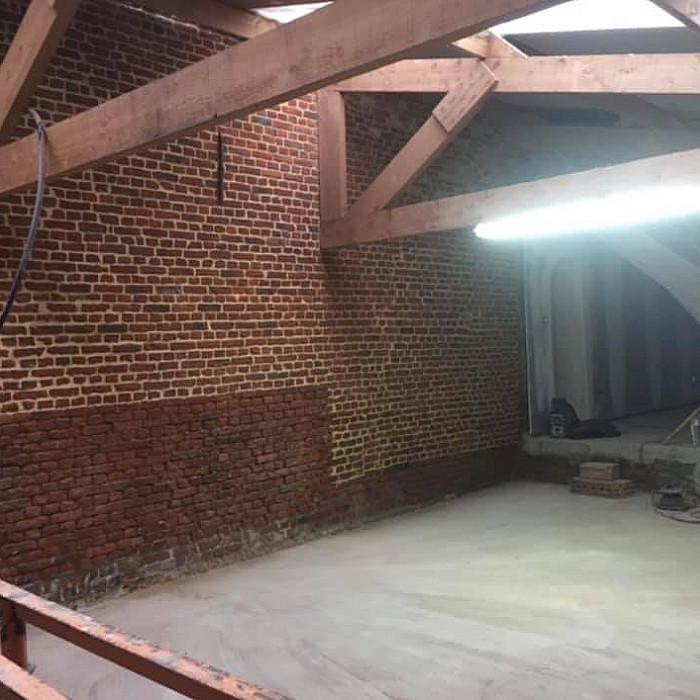 maçon, travaux de maçonnerie, construction de garage, rénovation de garage, extension de garage, garage en béton, garage préfabriqué