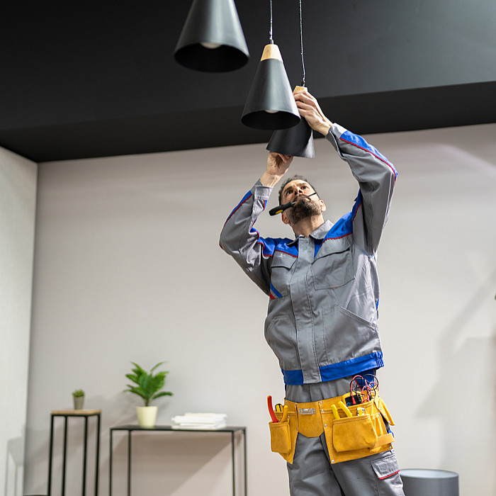 Éclairage, luminaires, installation, électricien